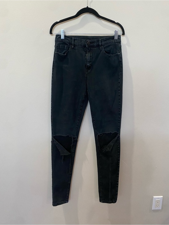 BDG Denim - BDG Twig High-Rise Black Skinny Jeans with Distressed Knees
